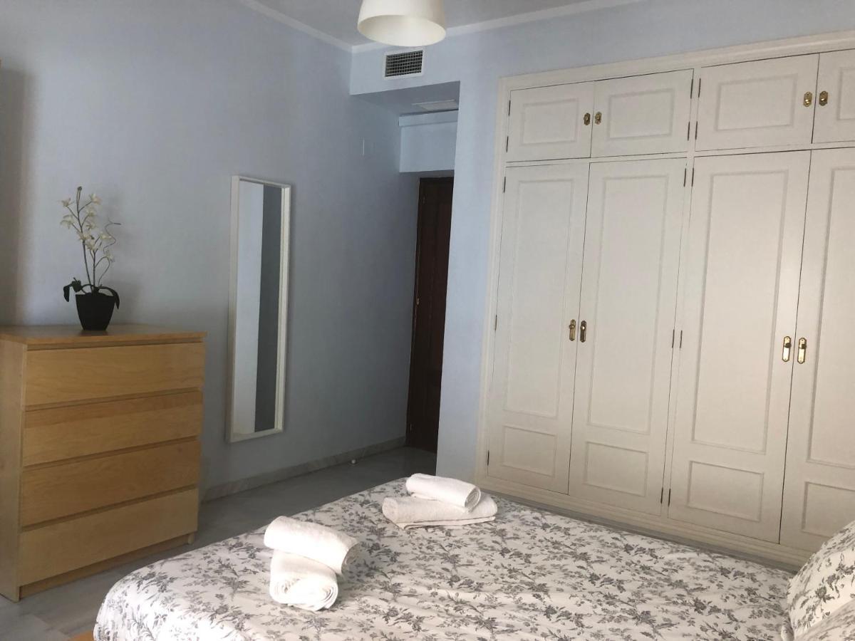 Santa Ana - Palacio Del Infantado Sevilla Kültér fotó